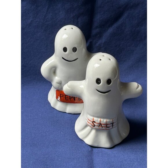 Halloween Ghost-Themed Ceramic Salt & Pepper Shakers Set Party Holiday Fun - Picture 2 of 7